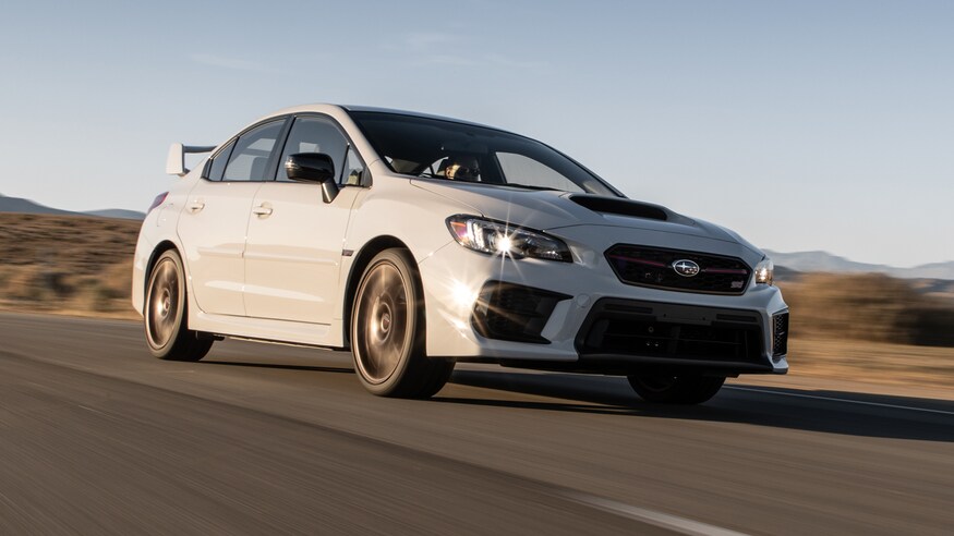 Subaru представляет обновленный WRX