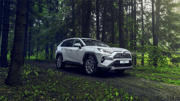 Неочевидная альтернатива: Toyota Highlander и Toyota RAV 4