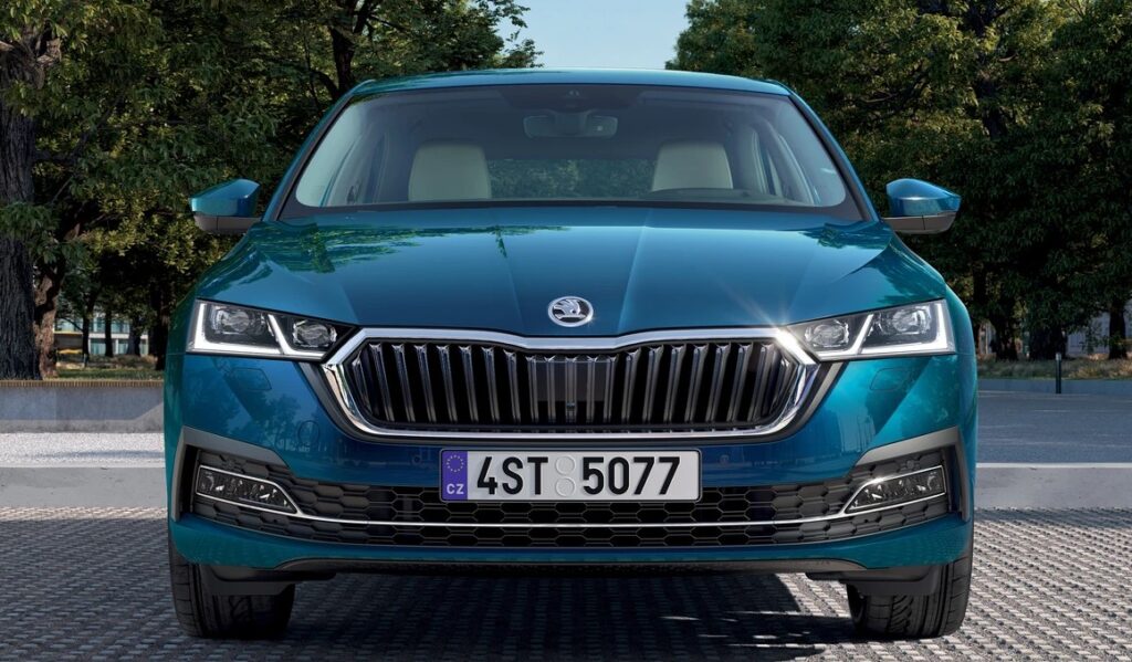 Skoda Octavia модель 2021 года