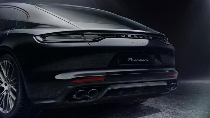 Модели Porsche Panamera Platinum 2022 года выпуска