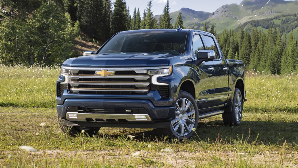 Предварительный просмотр Chevy Silverado 2022 года