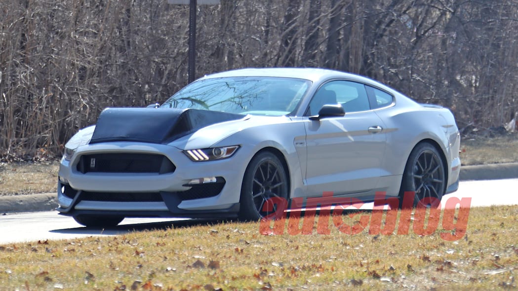 Обзор нового Ford Mustang Shelby GT350