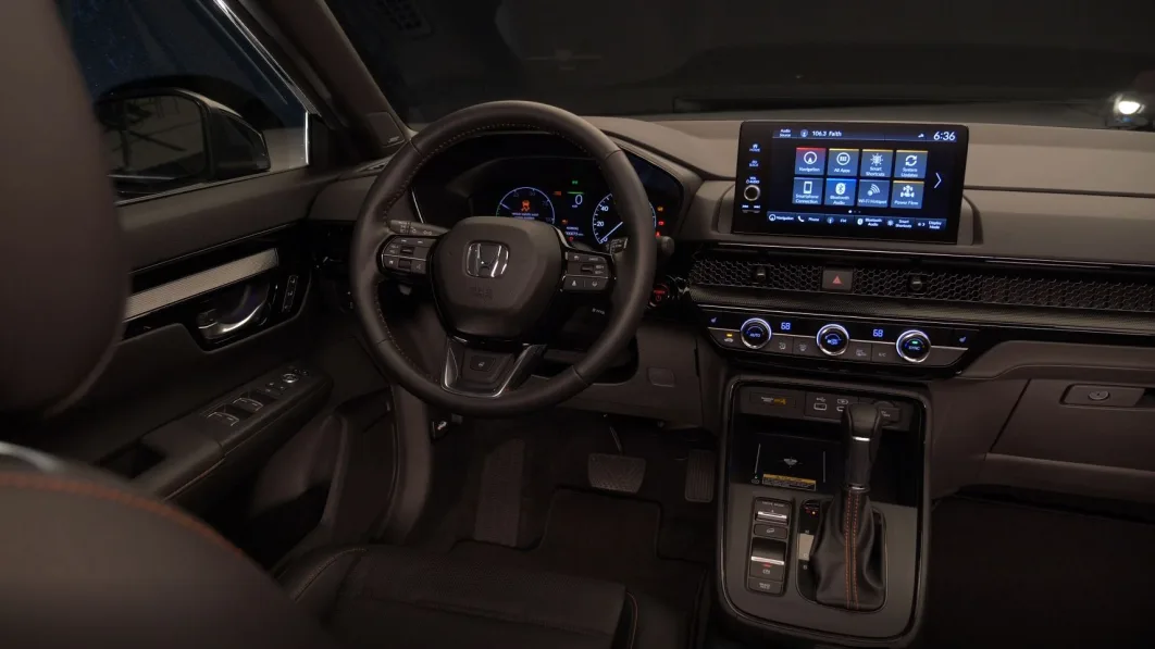 Обзор Honda CR-V 2023 года