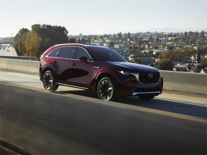 Mazda CX-90 2025 года: преимущества и недостатки